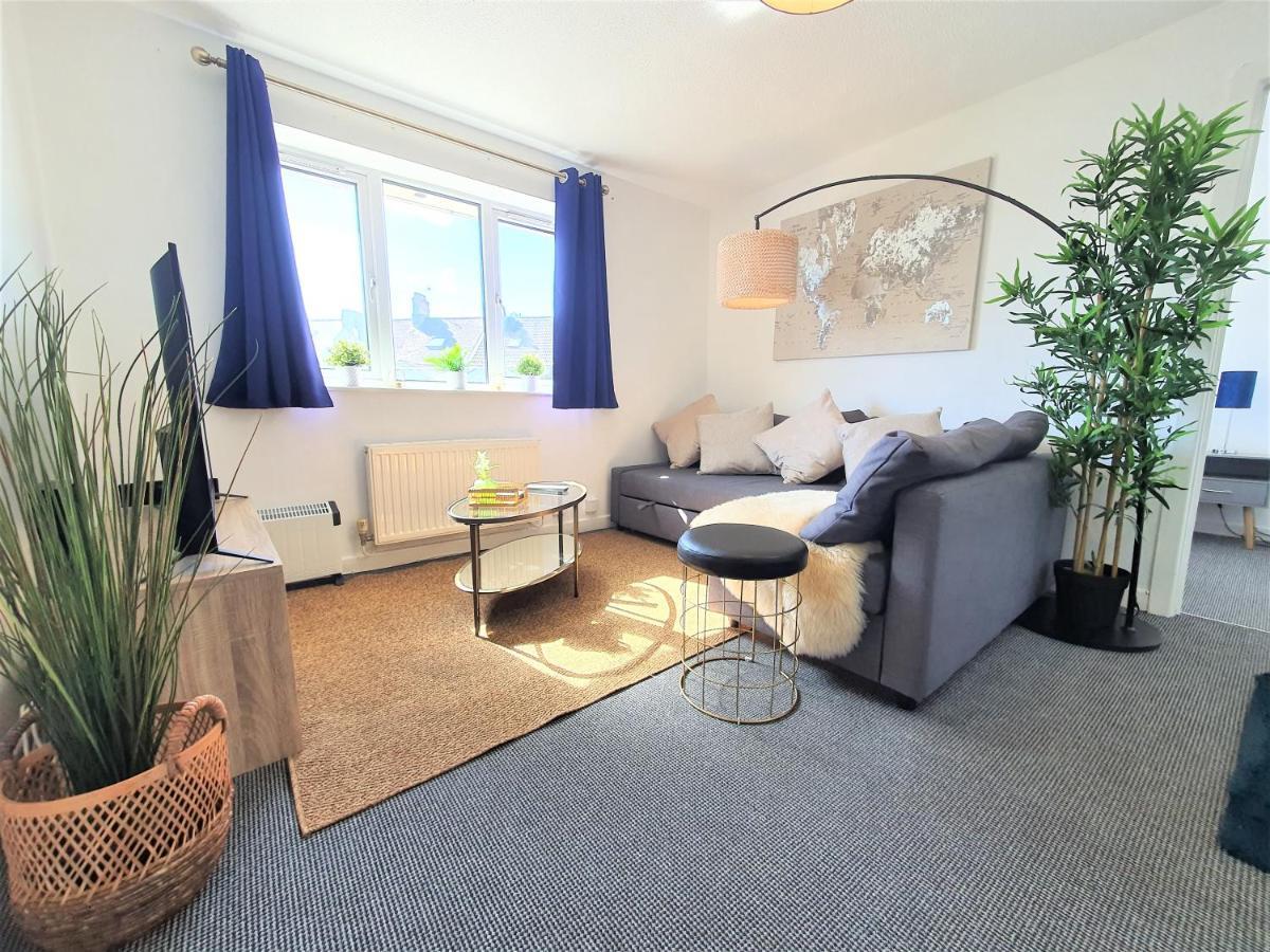Thesiger Court Apartments - Free Private Parking - By Property Promise Κάρντιφ Εξωτερικό φωτογραφία